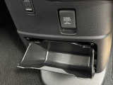 12V180Wまで可能なソケット付き★