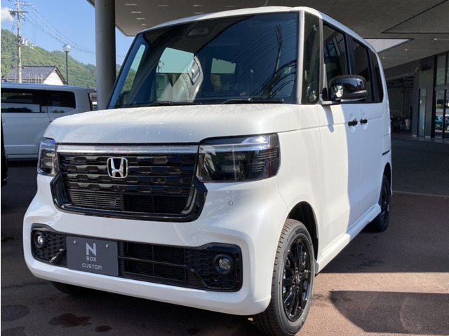 ホンダ N-BOXカスタム 