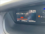 見やすいメーター類。くれぐれもスピードの出し過ぎは注意です。