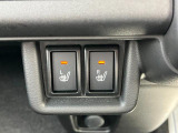 運転席と助手席にはシートヒーターを装備♪