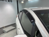 当社の車両には『安心して車選びをしていただくために』お支払い総額を表示しております。税金、自賠責保険料、登録費用、リサイクル料金が含まれており、県内登録及び届出で店頭納車の場合になります。