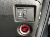 片側電動スライドドアを装備!荷物で手が塞がる時など簡単にドアの開閉ができます!