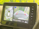 【アラウンドビューモニター】専用のカメラにより、上から見下ろしたような視点で360度クルマの周囲を確認することができます☆死角部分も確認しやすく、狭い場所での切り返しや駐車もスムーズに行えます。