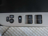 電動格納つきドアミラー