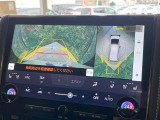 【パノラミックビューモニター】専用のカメラにより、上から見下ろしたような視点で360度クルマの周囲を確認することができます☆死角部分も確認しやすく、狭い場所での切り返しや駐車もスムーズに行えます。