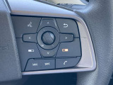 手元でナビの音量調整等が出来るのでナビの操作によるわき見運転を防止することが出来ます。