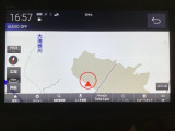 ナビゲーションはフルセグTV、インターナビ対応のGathers純正メモリーナビを搭載しています。Bluetoothオーディオ機能がありますので、スマートフォンなどの音楽も再生できます。