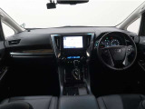 自動車保険やJAFも取扱いしています。土日も対応してますよ ♪♪