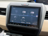【オーディオソース】ラジオはもちろんCD、フルセグ、DVD、Bluetooth、ミュージックラック、USB、SDほか多彩な機能を装備しております