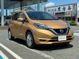 【車検・点検もおまかせください】 お買い上げ頂いたお車の整備も当社工場で行います。ディーラー基準の安心な整備でお客様の車検・点検もサポートします。