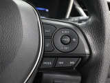 レーダークルーズコントロール作動時に車線維持に必要な運転操作の支援を行う「レーントレーシングアシスト(LTA)」を搭載しています。