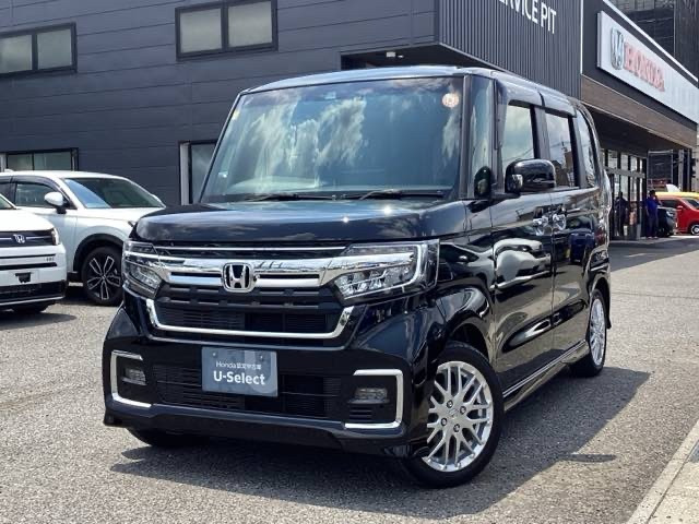 ホンダ N-BOXカスタム 