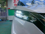 LEDヘッドライト。