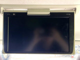 【12.型フリップダウン】大画面モニターで後席でもエンタメをお楽しみいただけます。家族や友人とお出かけする機会が多い方に大人気です♪