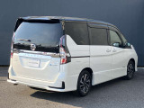 セレナ 1.2 e-POWER ハイウェイスターV 