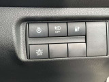 ステアリングヒーターも備わっておりますよ♪