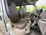 ドライバーによって運転しやすいポジションは異なり、あの車はどうなのか不安なこともありますよね。気になるお車は店頭で乗り込んでご確認いただけます♪