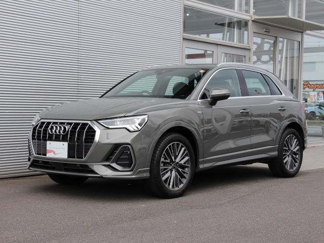 Q3 40 TDI クワトロ Sライン ディーゼル 4WD