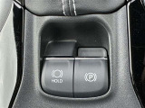 ★電動パーキングブレーキ★スイッチで作動・解除。「P」シフトで自動作動、「P」シフト以外にシフトで解除されるオート機能!