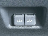 ★USB充電端子★スマートフォンやタブレットの充電ができるように!