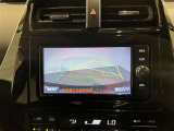 【バックモニター】駐車時に後方がリアルタイム映像で確認できます。駐車時や、夜間のバック時に大活躍♪