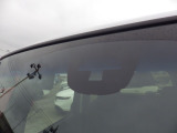 シティブレーキアクティブシステム搭載で前方の車両に衝突する可能性がある場合に、運転者のブレーキ操作を支援し、衝突回避や衝撃軽減を行います