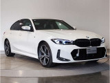BMWのダイナミック且つエモーショナルなスタイルを印象付けるキャラクターライン(プレスライン)眺めているだけで溜め息の出る美しさです☆