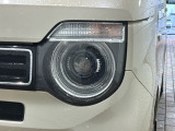LEDヘッドライトは、点灯の瞬間から最大光量を発揮し、突然暗くなるトンネルなどでの安定感を高めます。