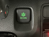 ★ECONスイッチ★ エコドライブを加速しよう!スイッチをONにすると、運転の仕方によるロスを抑え込み燃費をよくするようクルマが頑張ります(*^ー^*)燃費向上にチャレンジ♪