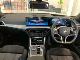 アウトバーンでの走行を見据えたBMWのブレーキシステムはもしもの時にもいち早くマシンを停止してくれます。