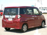 明るく広々、落ち着いた店内では、中古車のご検討・ご購入のほか、携帯電話(au)の購入等、様々なご相談に幅広く応えていきます♪
