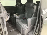 ゆとりある広々とした車内空間は、ドライブを始め買い物やレジャーなど、幅広く活躍します。一人でもみんなとでもお出かけを楽しみましょう!