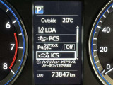 先進の安全装備ついてます。詳しい装備内容、仕様等につきましてはスタッフにお問合せ下さい。