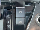 AUTO HOLD機能搭載してあります!ブレーキを踏んで停止すると、自動的にブレーキ力を保持します。信号待ちや渋滞中などに、ブレーキペダルを踏み続ける必要がなく、足の疲れを軽減してくれます☆