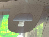 【シティブレーキアクティブシステム】低速走行中に前方の車両等を認識し、衝突しそうな時は警報とブレーキで衝突回避と被害軽減をアシスト。より安全にドライブをお楽しみいただけます。
