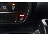 シートヒーター装備付き車!!座席に埋め込まれた電熱線によりシートを暖めることが出来る装備で、温められたシートは、寒い冬には最適です!!