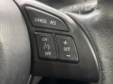 【クルーズコントロール】高速道路もラクラク走行。アクセルを離しても一定速度で走行ができ、長距離運転時の負担を軽減!加速・減速も簡単なスイッチ操作で調整できます。
