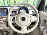 【純正革巻きステアリング】上質な革を使用することで、手にしっかり馴染みとても運転しやすいハンドルです♪