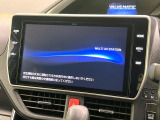 【純正10インチナビ】人気の純正ナビを装備。オーディオ機能も充実しており、Bluetooth接続すればお持ちのスマホやMP3プレイヤーの音楽を再生可能!毎日の運転がさらに楽しくなります!!