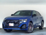 アウディ SQ8