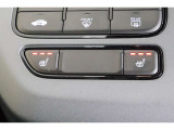 シートヒーター装備付き車!!座席に埋め込まれた電熱線によりシートを暖めることが出来る装備で、温められたシートは、寒い冬には最適です!!