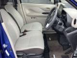 クッション性能が高く、程よく体をホールドしてくれるフロントシートなので、ゆったりとした運転を楽しんで頂けます。
