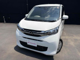 修復歴無しの綺麗な車両です。