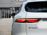 ■ジャガー「F-PACE」 ジャガースポーツのDNAを受け継ぎながら、多彩なライフスタイルに応える広く実用的な空間を兼ね備えたプレミアムSUVモデル「F-PACE」
