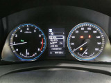 メーターの視認性もよく安全運転ができます。