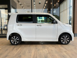 ■定期点検とオイル交換をセットしたプランもあり、プロに任せて愛車のコンディションを長く良好な状態に保てます。