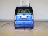 ご納車までの期間ですが、県内のお客様は1、2週間、県外のお客様は2、3週間ほどでご納車が可能となります。但し、お支払いや書類の状況によっては多少の前後もありますので、その際には何卒ご了承下さい。