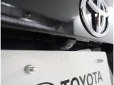 バックカメラが付いているので後方確認が非常にしやすいです。今や運転初心者も熟練者も必須装備!ついていて損はないですね♪