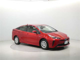 ご覧の車両以外にも多数のU-Carを展示販売しております。