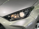 【オートライト】周りの明るさに応じて自動でヘッドライトの点灯・消灯ができる機能です!ライトの付け忘れ・消し忘れなどが無くなり、雨の日や夕方の走行も安心!トンネル通過時も便利ですね♪